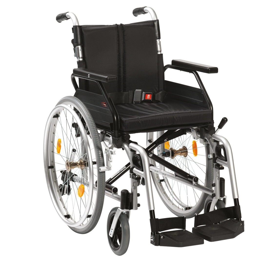 XS2_Wheelchair_1